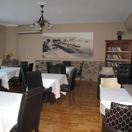 尼科拉斯酒店 Páros