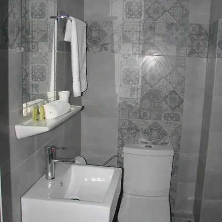 尼科拉斯酒店 酒店