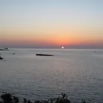 Nikolas 3* Páros