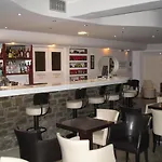 Nikolas Hotel 3*