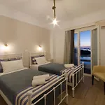 Nikolas 3*
