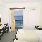 Nikolas 호텔 3*