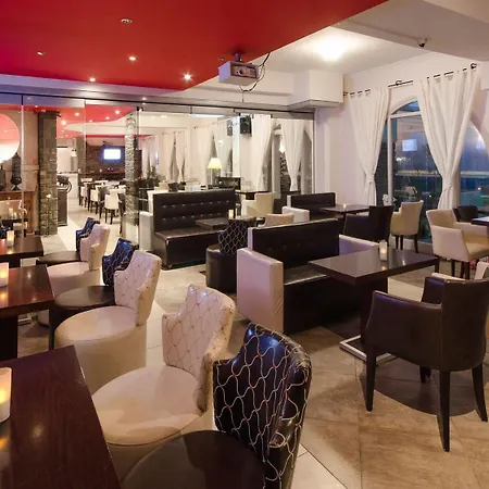 Nikolas Hotel